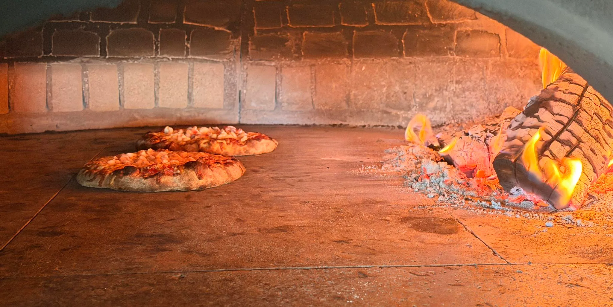 Le four à bois de Pizza Richelieu, Saint-Jean-sur-Richelieu